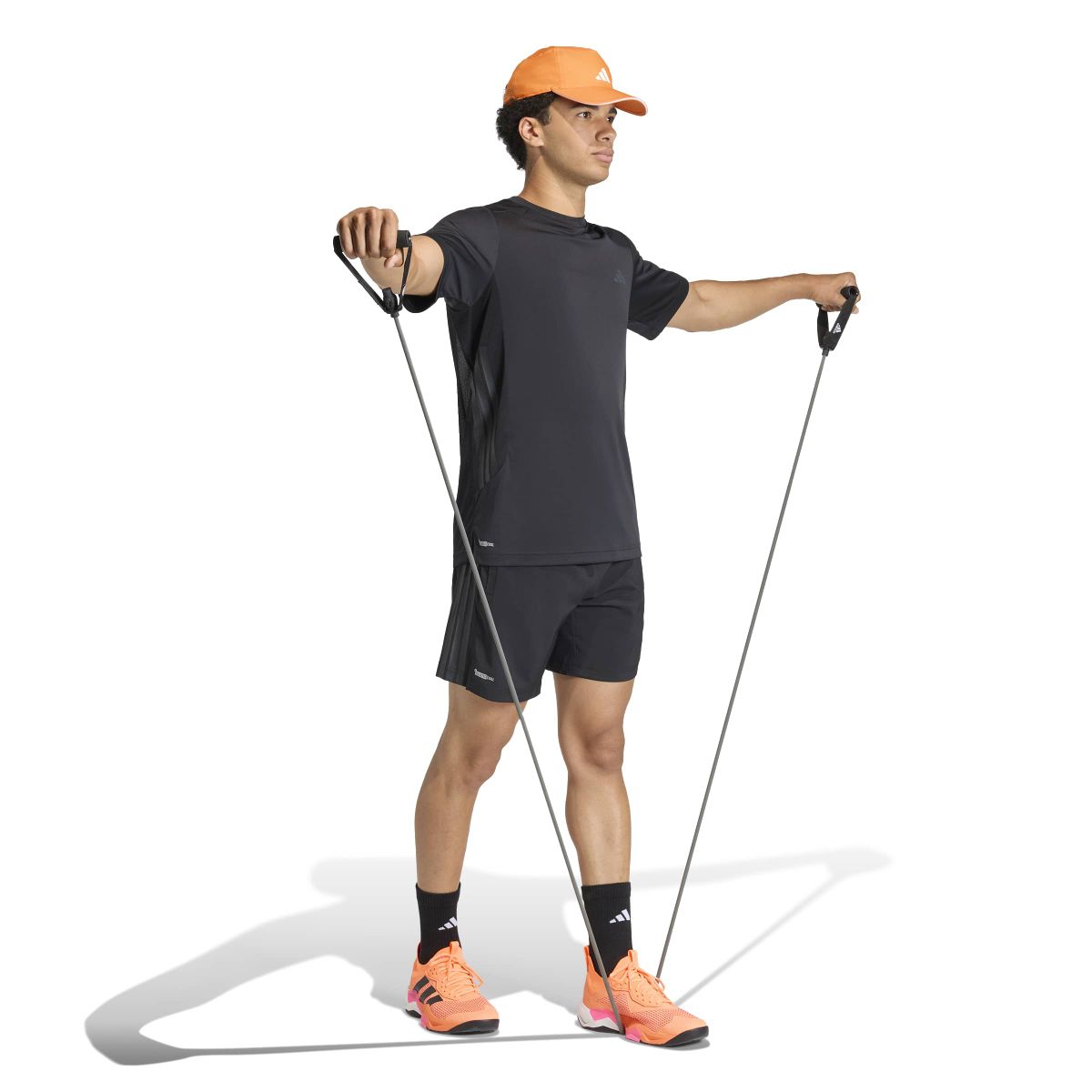 TECH ESSENTIALS WORKOUT 3-STREIFEN SHORTS