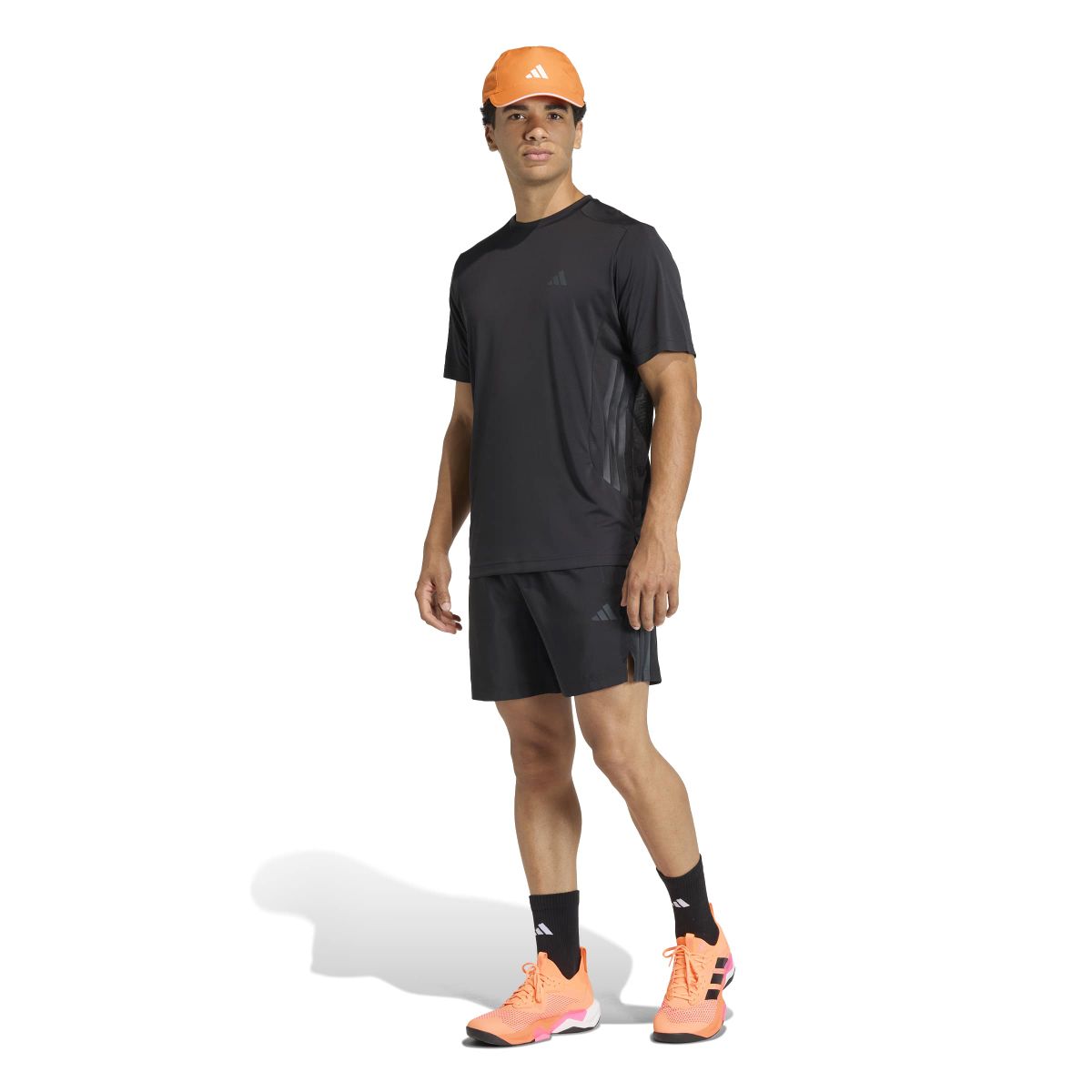 TECH ESSENTIALS WORKOUT 3-STREIFEN SHORTS
