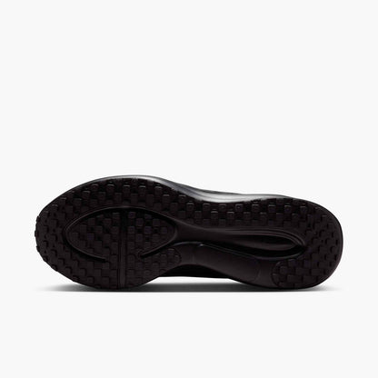 NIKE REVOLUTION 8