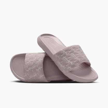 W NIKE VICTORI ONE SLIDE PRINT