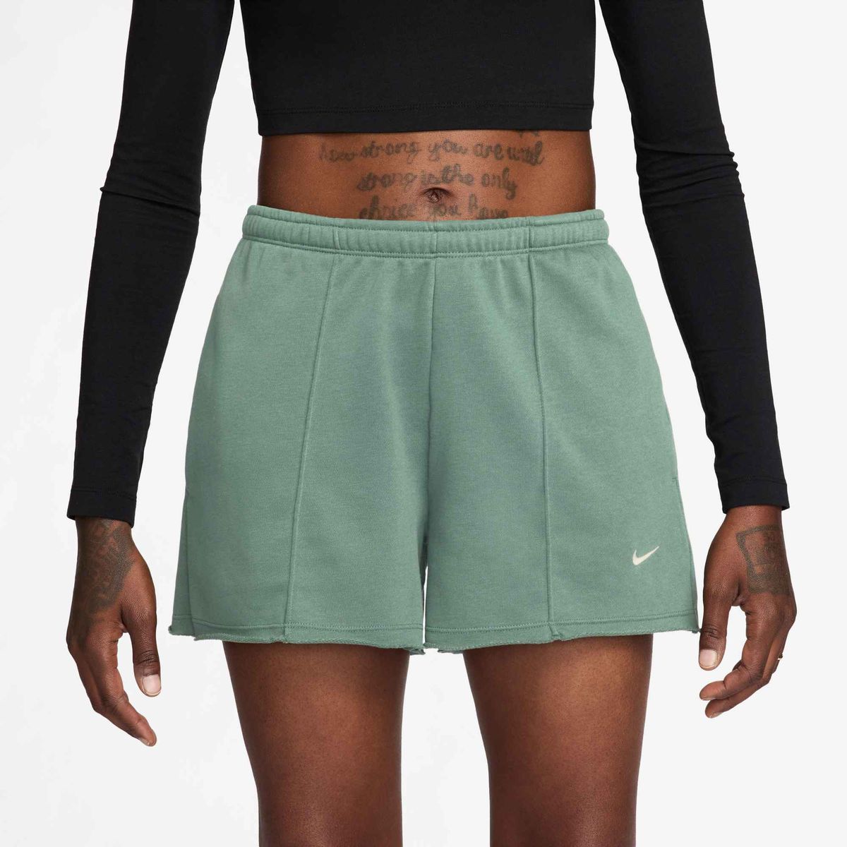 W NSW OFFLN CHLL FT SHORT (Consumer
