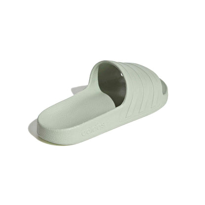 ADILETTE AQUA