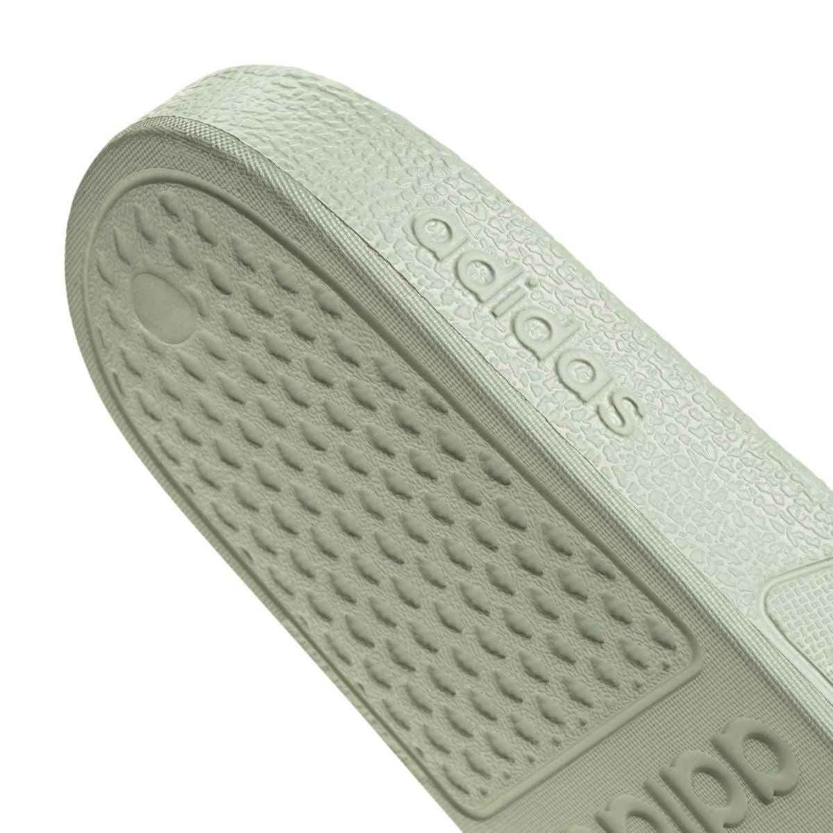 ADILETTE AQUA