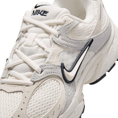 W NIKE V5 RNR SUEDE 2