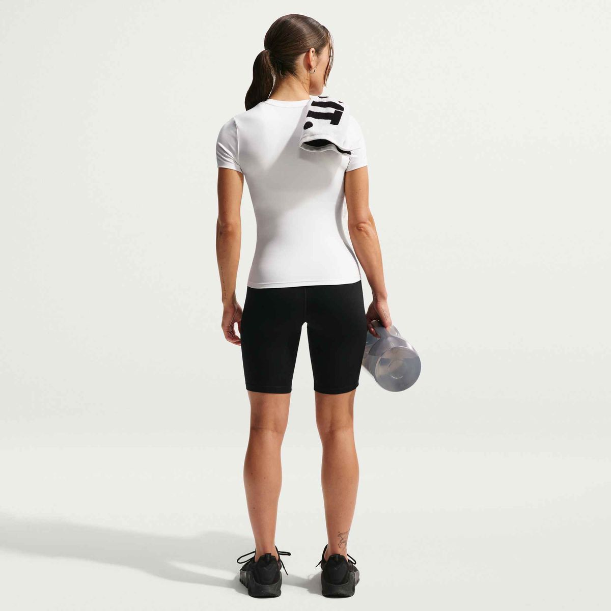 W NK ONE FITTED SS TOP
