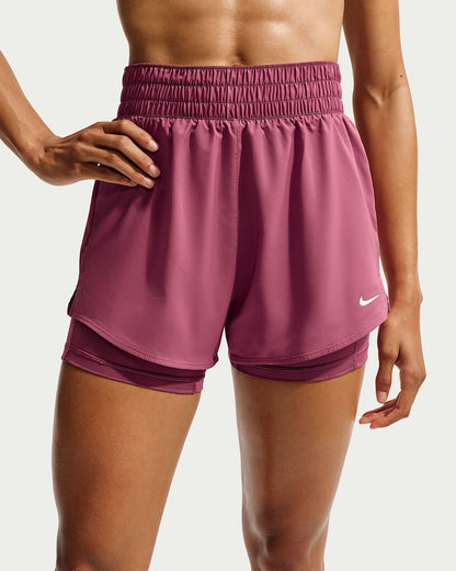 Nike One Dri-FIT 2-in-1-Shorts mit hohem Taillenbund für Damen (ca. 7,5 cm)