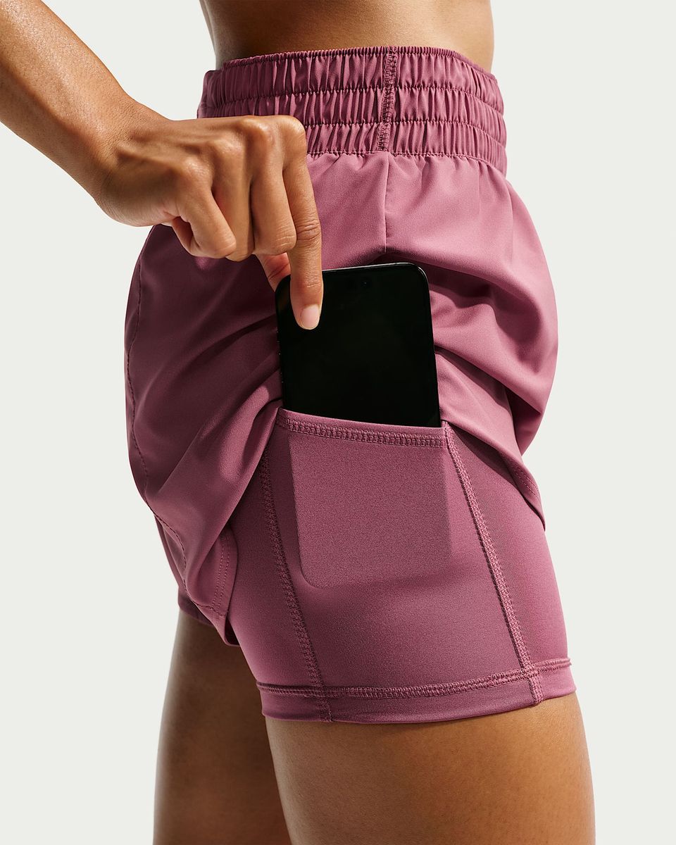 Nike One Dri-FIT 2-in-1-Shorts mit hohem Taillenbund für Damen (ca. 7,5 cm)