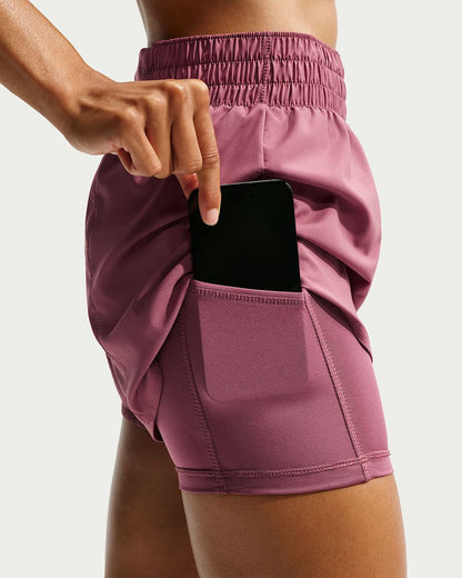 Nike One Dri-FIT 2-in-1-Shorts mit hohem Taillenbund für Damen (ca. 7,5 cm)