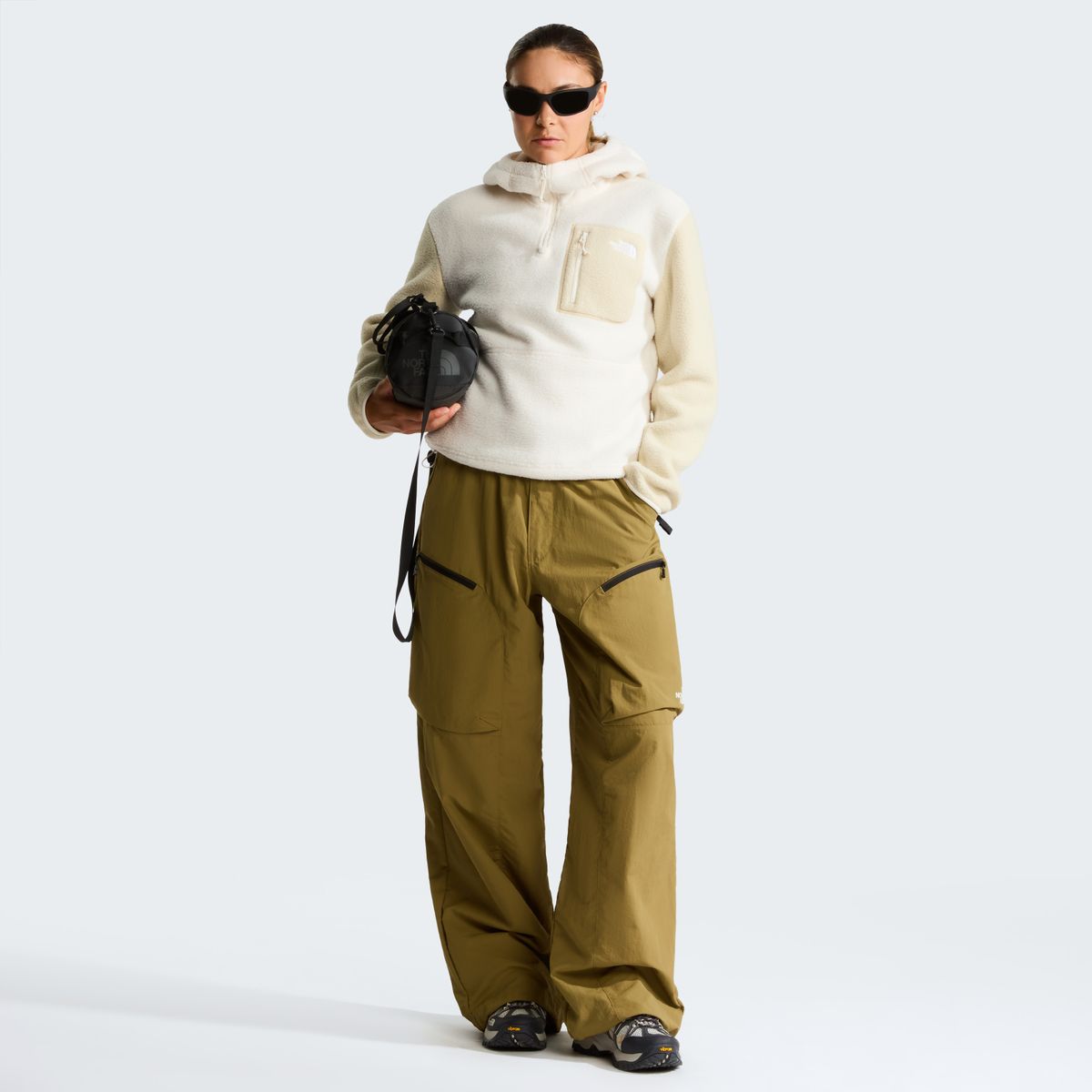 W YUMIORI 1/4 ZIP HOOD NOVELTY