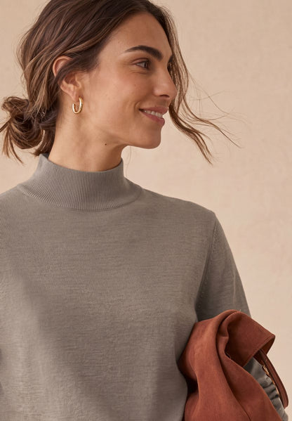 Basic Pullover mit Turtle Neck