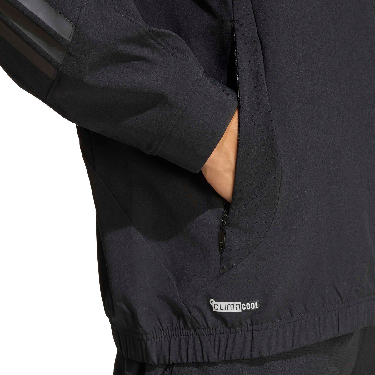 TECH ESSENTIALS WORKOUT TRACK TOP