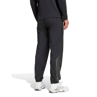 TECH ESSENTIALS WORKOUT TRAININGSHOSE