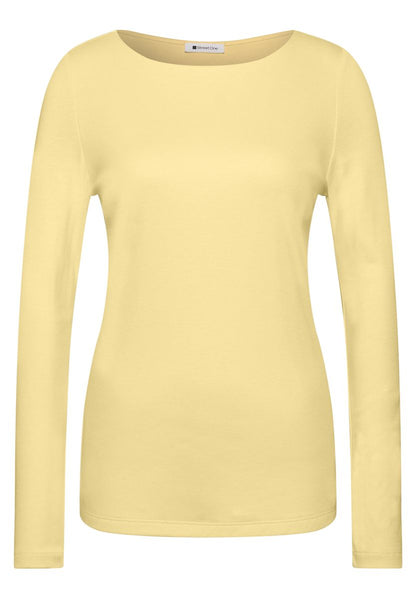 Basic Shirt mit U-Boot-Ausschnitt