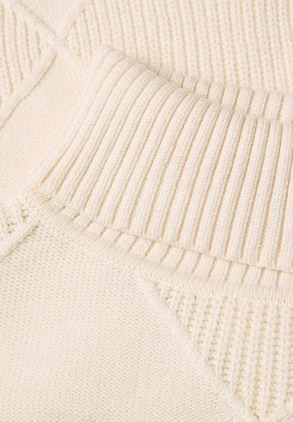 Pullover mit Rollkragen und Strukturmix