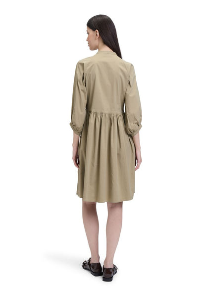 Blusenkleid