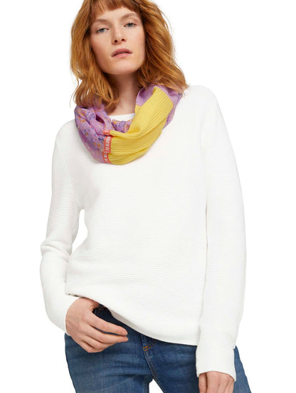 gemusterter Schlauchschal