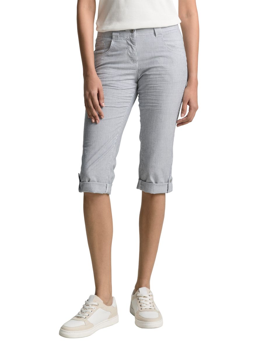 Tapered Relaxed Capri Hose