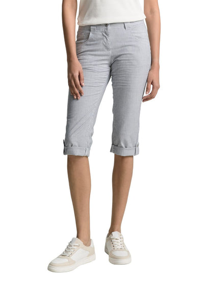Tapered Relaxed Capri Hose