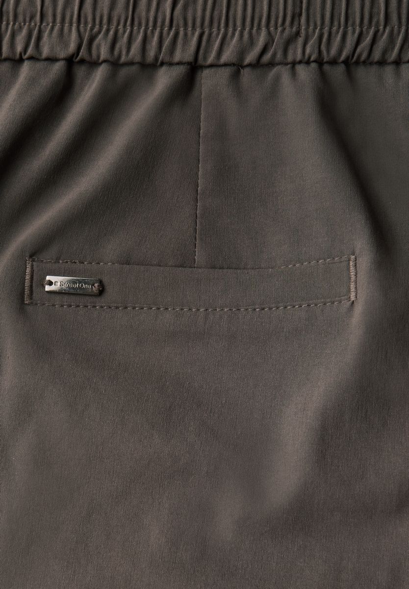 Casual Fit Hose mit Turn-Up